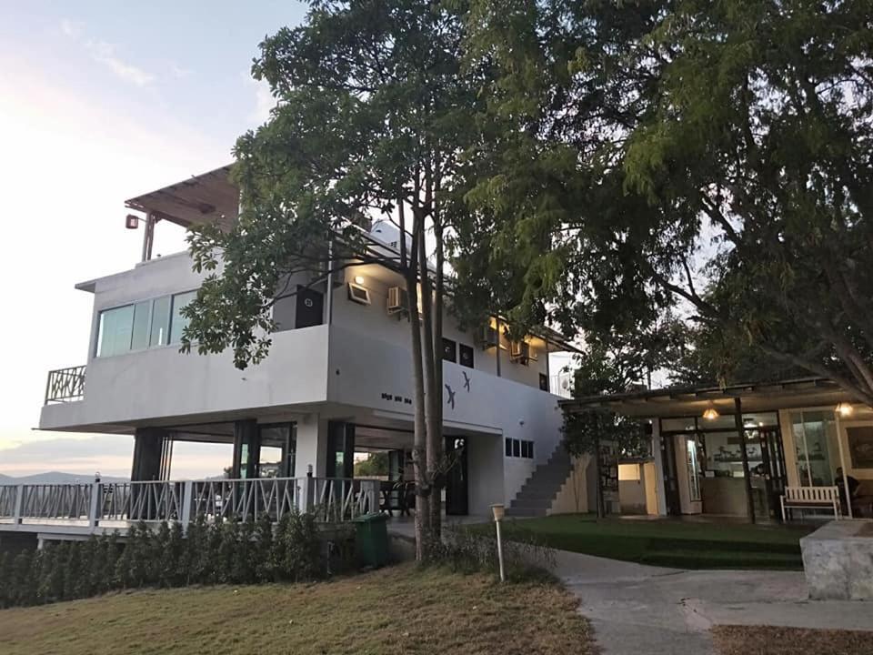 Norn Nab Dao Rimphu Resort Chiang Khan Extérieur photo